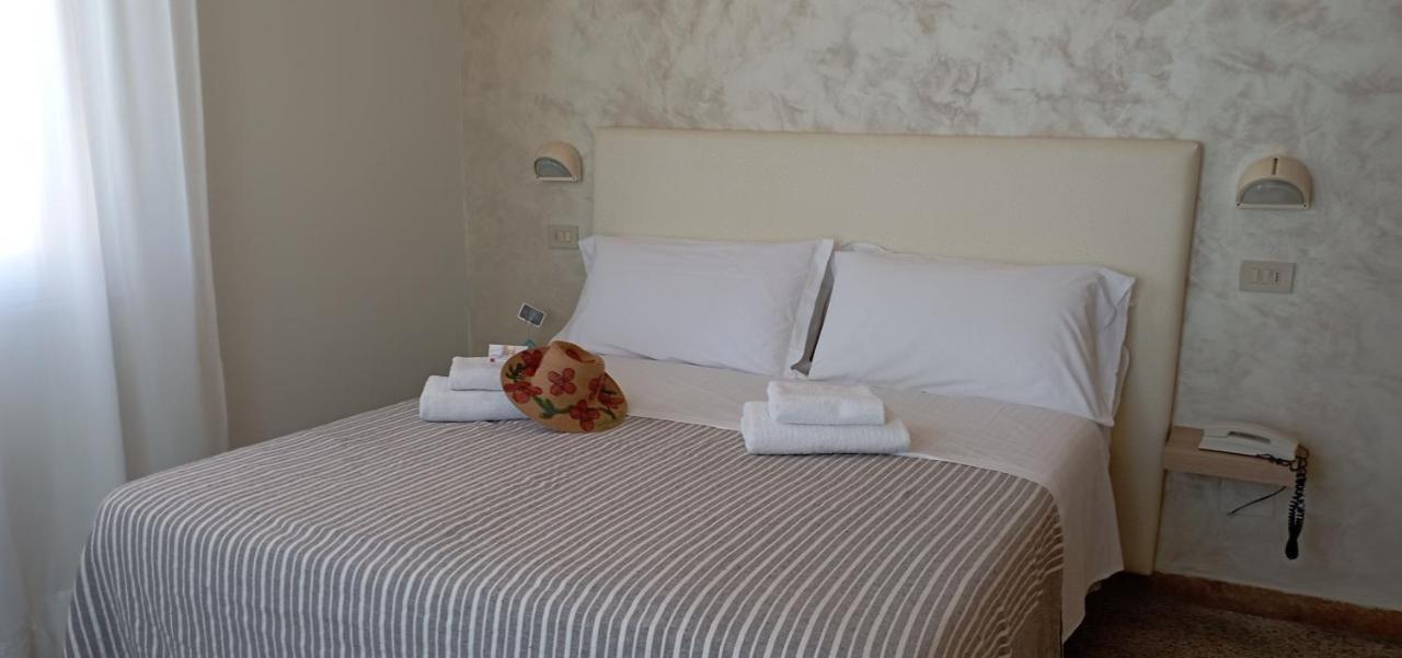 Hotel Raul Riccione Luaran gambar