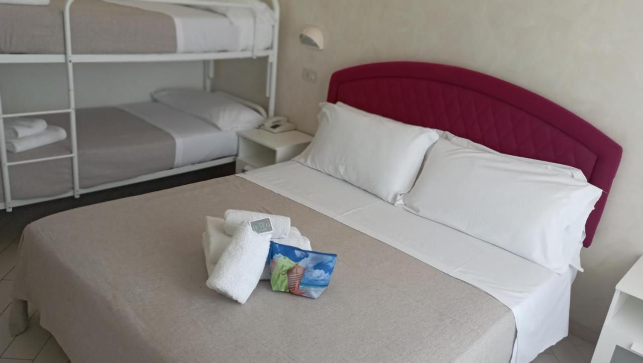 Hotel Raul Riccione Luaran gambar