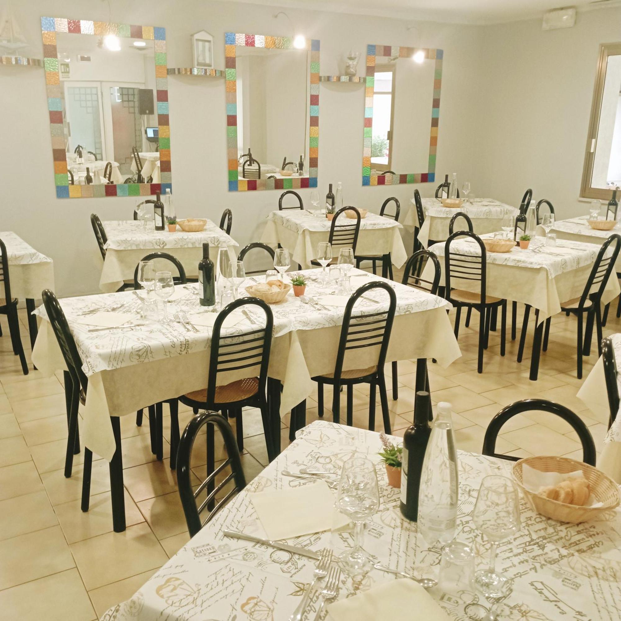 Hotel Raul Riccione Luaran gambar